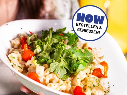 Die Pop UP Pasta Amalfi wird serviert mit dem Hinweis "bestellen & genießen"