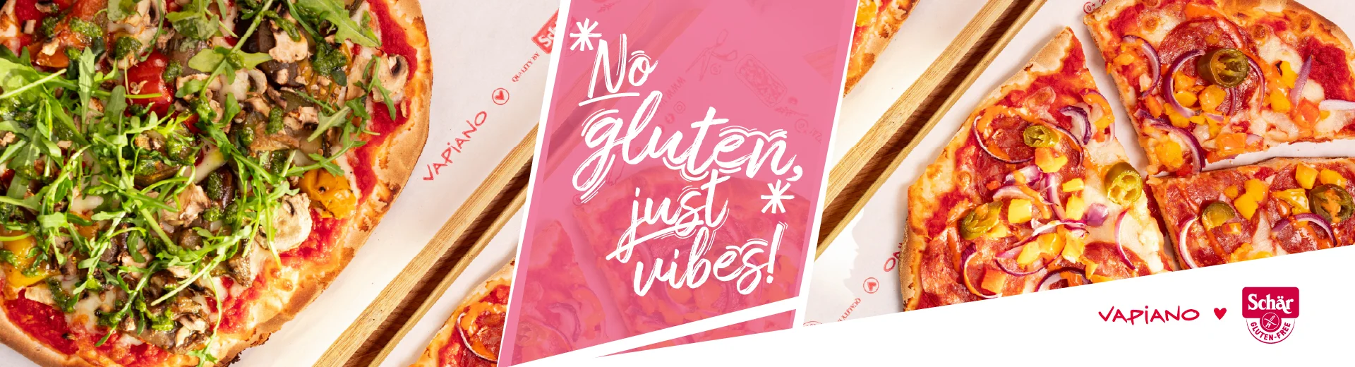 Im Hintergrund befinden sich belegte, glutenfreie Pinsen und in der Mitte steht "no gluten just vibes".