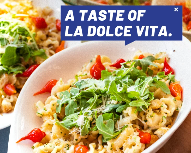 Die Pop UP Pasta Amalfi wird serviert.